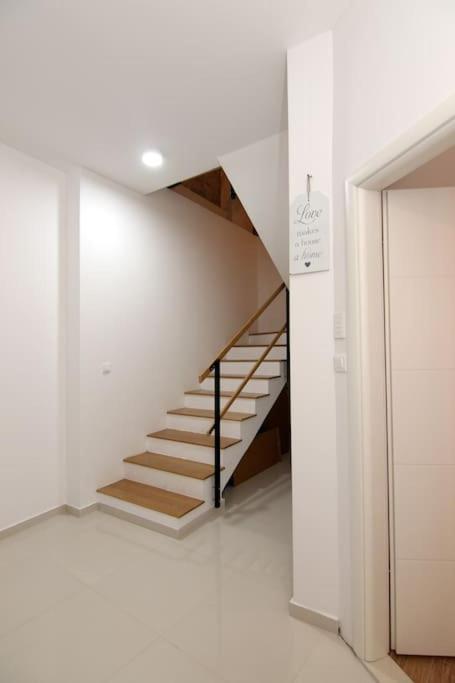 Apartments Toma Split Exterior foto